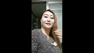 Chinese mature stepmom-1